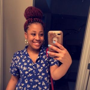 Meet your Posher, Joniya